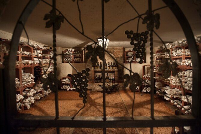 Barbaresco and Barolo Tasting at Cantina Francone - Neive and the Francone setup: why this tasting feels personal