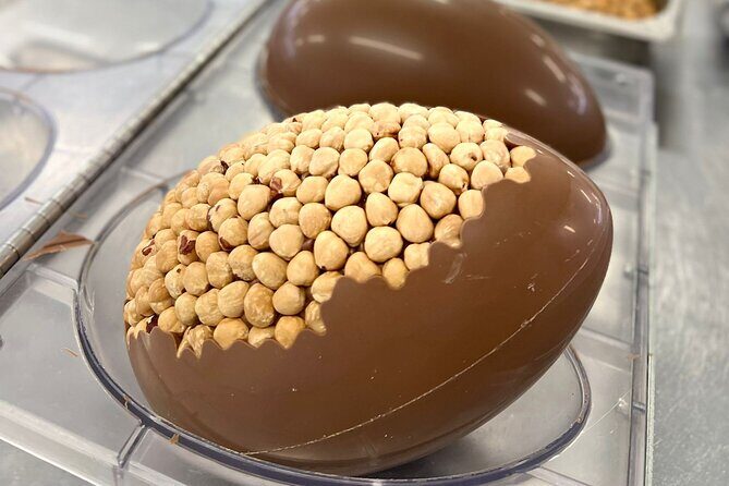 Chocolate Made in Piedmont: Guided Tour with Tastings - Cocoa origins and selecting the raw materials (what that first part teaches you)