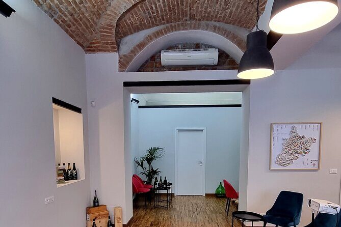 Discover Piedmont Wines in Turin - A Fast Piedmont Wineland Lesson in Central Turin