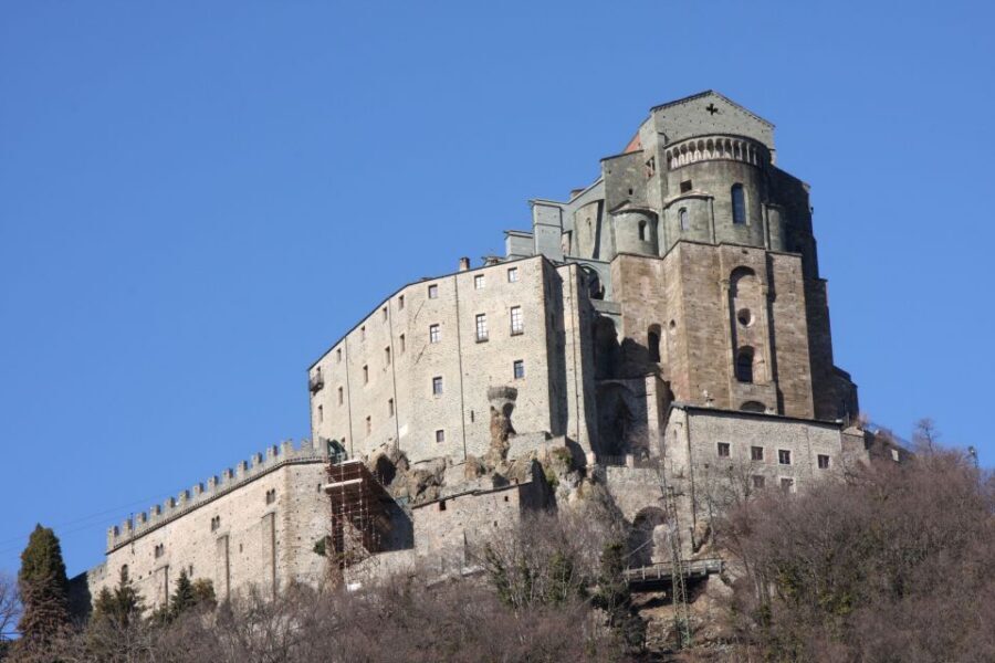 From Turin: Sacra di San Michele Shuttle Bus - Getting there the easy way: Piazza Solferino to the abbey area
