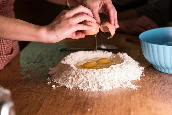 Italian Cooking Class and Dinner at a Chef's House in Turin - What the Meal Feels Like: Wine, Liqueur, and Eating at Matteo’s Table