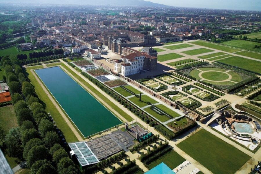 La Venaria Reale Entry Ticket and Hop-on Hop-off Bus Tour - Gardens and the long walk logic: plan for the outdoor half