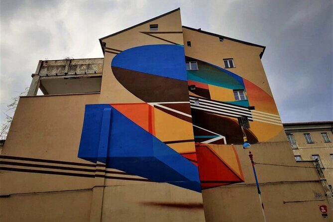 PRIVATE tour of UNUSUAL and hidden Turin for curious people - Entering Turin with a plan that doesn’t feel planned