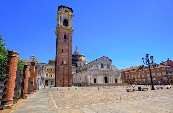 Private Turin Royal Palace Tour with Holy Shroud Chapel - Entering the Palazzo Reale Without the Crowd Stress