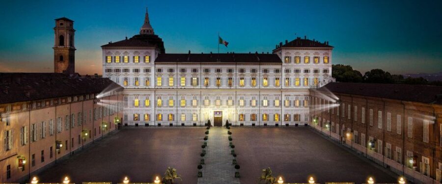 Royal Palace of Turin Skip-the-Line Ticket and Guided Tour - Meeting your guide and stepping into the Savoy world