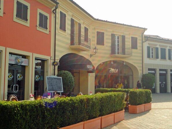 Serravalle Outlet Shopping Mall Shuttle Bus - Return ticket - Key things to know before you go