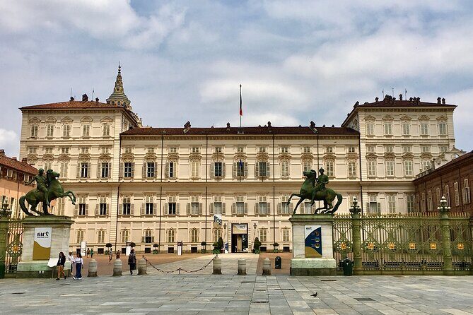 Small-group Royal Palace Skip-the-line Tour - Skip-the-line Entry at Palazzo Reale: What the Fast Ticket Buys You