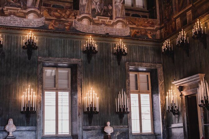 Small-group Royal Palace Skip-the-line Tour - Things to Watch For: Heat, Room Closures, and Mobility Notes