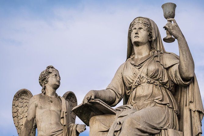 Torino Magica® Evening Tour - Audio and group language: how to make sure you actually hear the magic