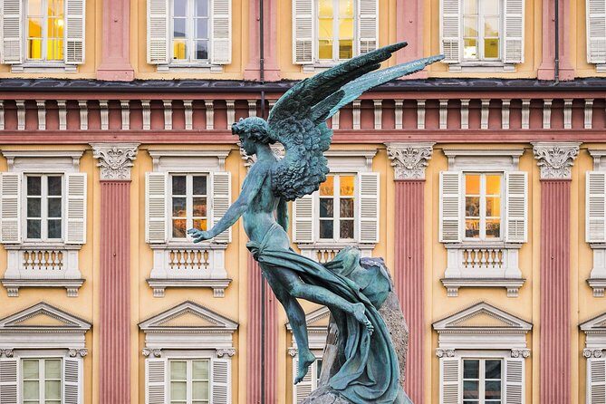 Torino Magica® Evening Tour - Meet your guide: what their storytelling adds to the city