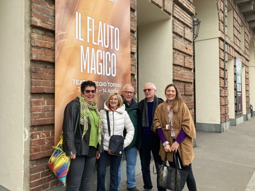 Turin: 2,5 Hour Classic Walking Tour - Espresso and giandujotti: a break that fits the itinerary