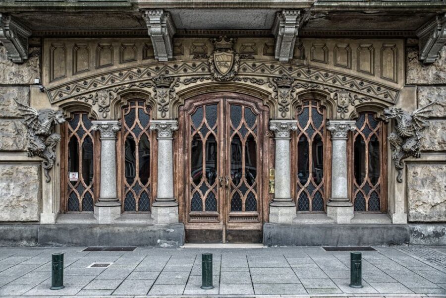 Turin: Art Nouveau Walking Tour with Coffee - House of Dragons: spotting the neo-Gothic French + Art Nouveau blend