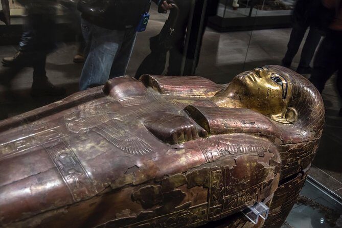 Turin: Egyptian Museum 2-hour monolingual guided experience - Highlights you’ll actually see: mummies, papyri, Pharaoh jewelry