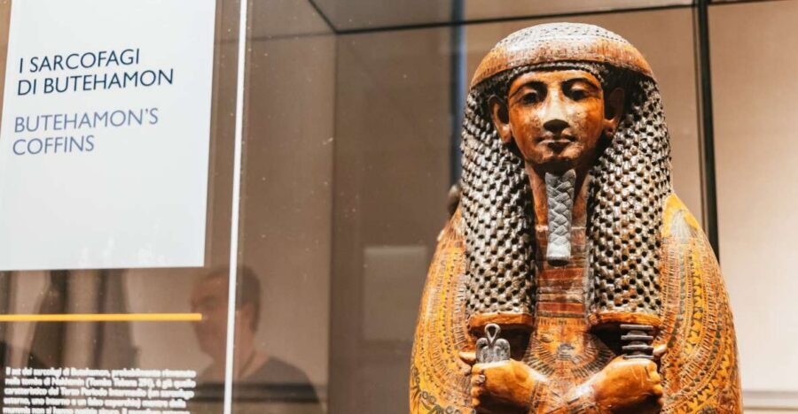 Turin: Egyptian Museum Skip-the-Line Group Tour - Piazza Carignano meeting point and how the skip-the-line saves your day