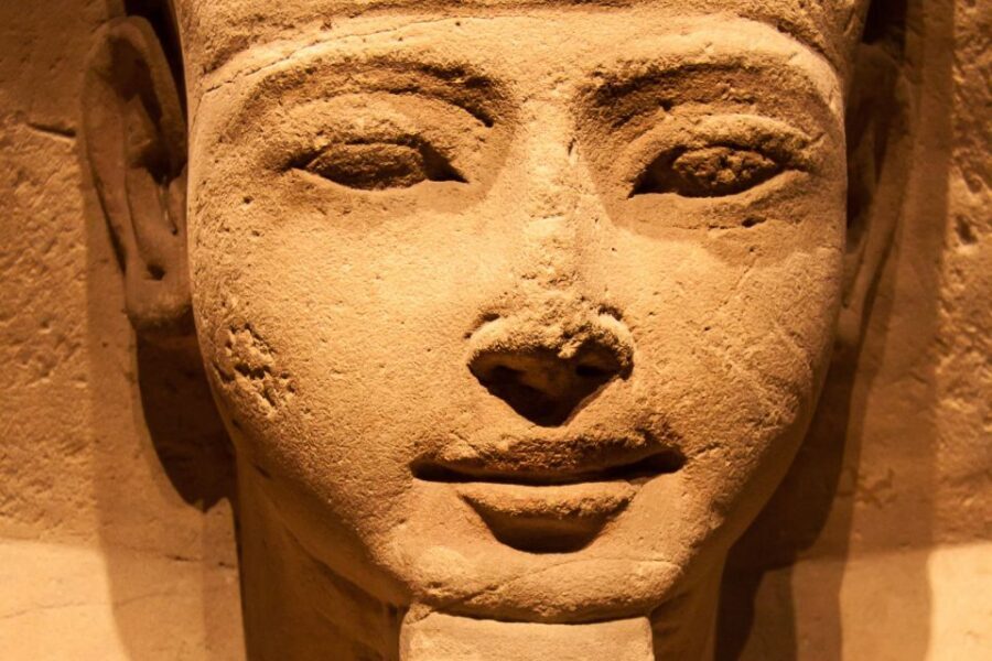 Turin: Egyptian Museum Skip-the-Line Private Guided Tour - Meeting at Piazza Carignano and Getting Past the Doorway Line
