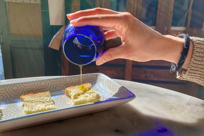 Turin Food Tasting Experience: Oil, Wine & Cheese - Where the experience happens: Via Stampatori tasting-shop energy