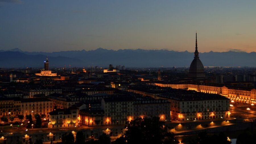 Turin: Historical Walking Tour by Night - Palazzo Reale and the Egyptian Museum: Royal Power Meets Surprise Details