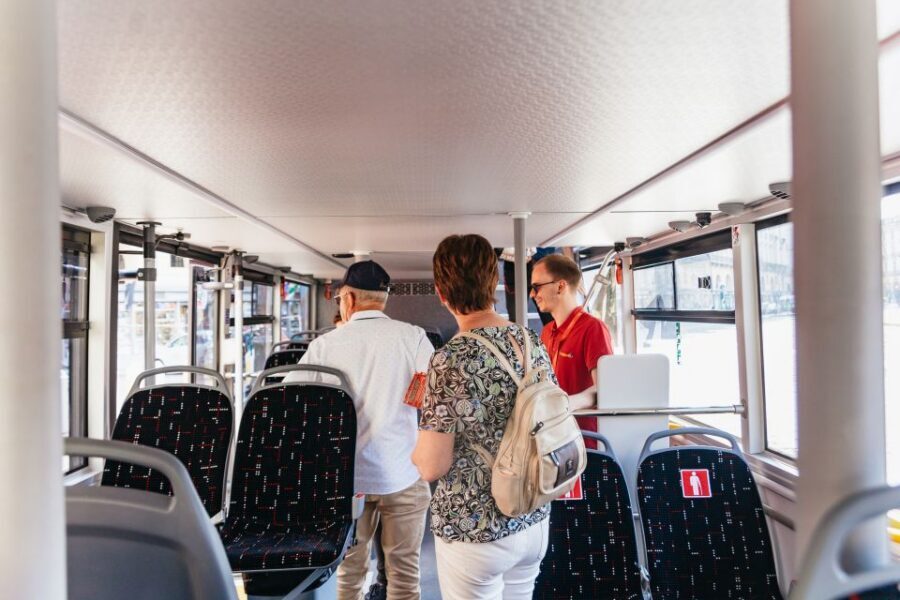 Turin: Hop-on Hop-off Bus Tour with 24 or 48-Hour Ticket - Green Line: Juventus Museum, La Venaria Reale, Porta Palazzo, and Nuvola Lavazza