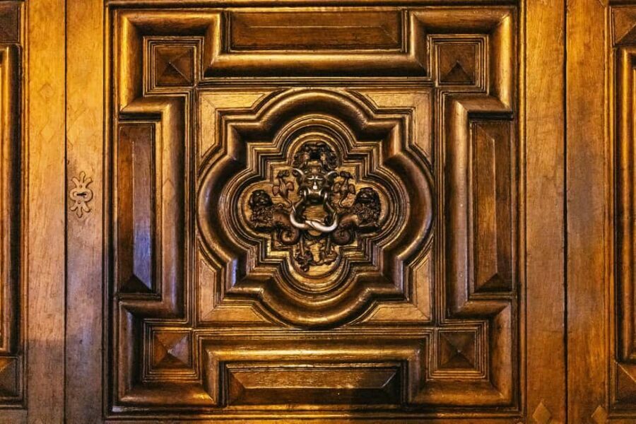 Turin: Magic Guided Tour - Piazza Statuto: the tour begins in the heart of darkness