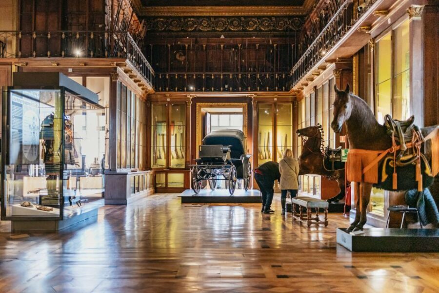 Turin: Royal Palace Entry Ticket and Guided Tour - Meeting at the main entrance: punctuality is part of the deal
