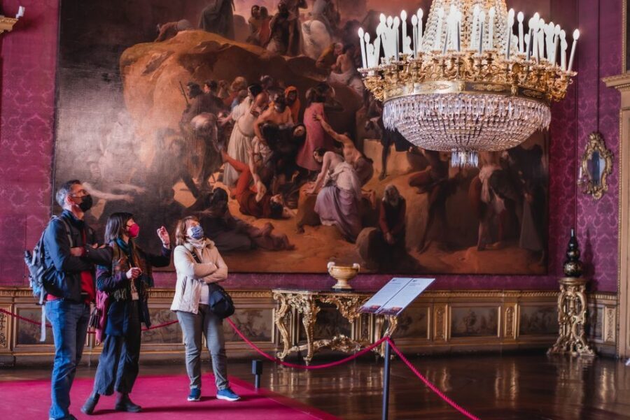 Turin: Savoy Royal Palace Small Group Guided Tour - Key things to know before you go