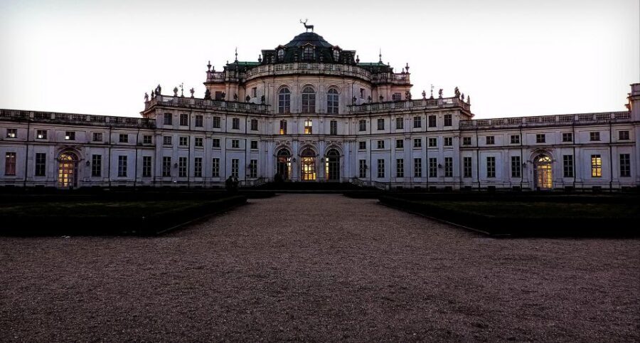 Turin: Stupinigi Palace UNESCO Site Guided Historical Tour - From a hunting lodge to a court stage: 1729 to the Savoy era