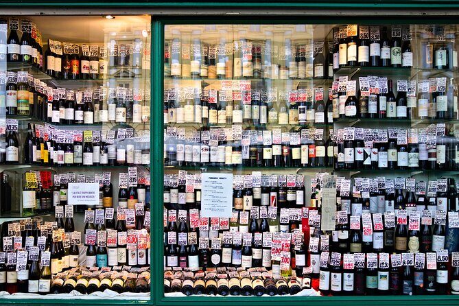 Turin: Sunset Food & Drinks Tour by Do Eat Better - Piazza Valdo Fusi: a beer stop that’s more than a single pint