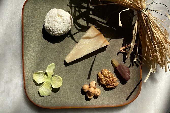 Vermouth Multi-sensory Tasting in Turin - Learning a simple vermouth cocktail you can recreate