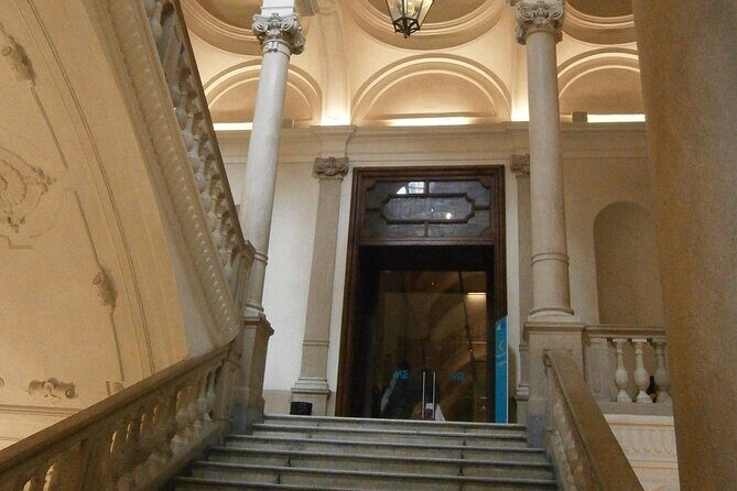 Walking around Turin with a local guide - Piazza San Giovanni and the Duomo area: layers from Roman to Renaissance